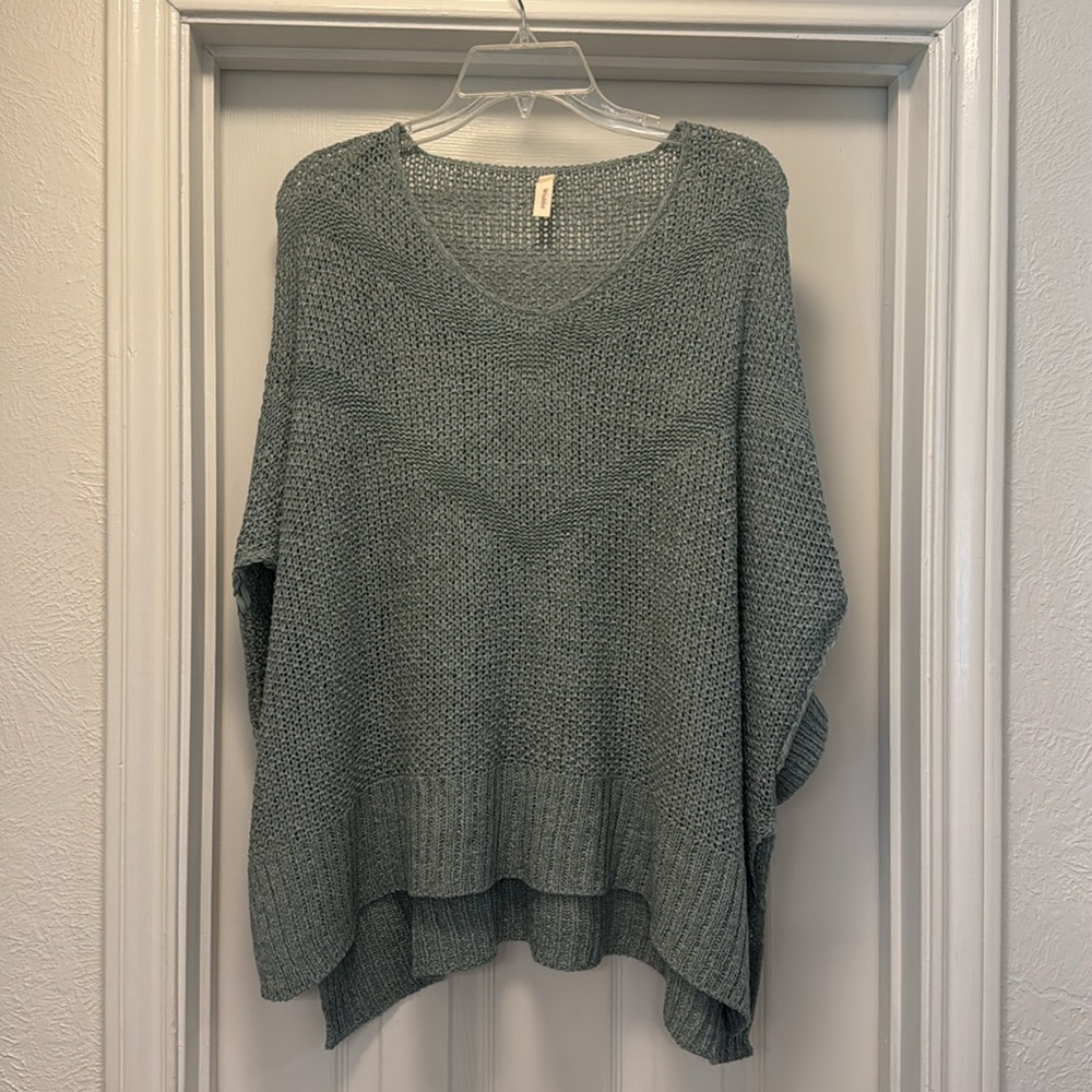 Boutique brand Wishlist Seagreen Loose Knit Sweaterter Top S/M